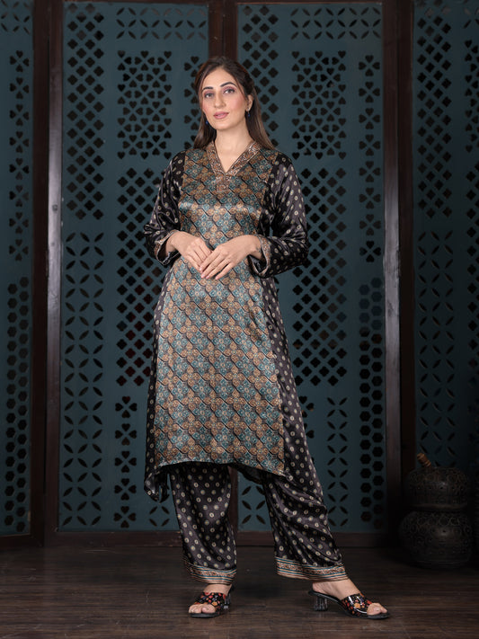 Black & Beige Ethnic Printed Kurta Set