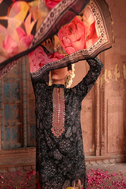 Black Heavy Organza Chikankari Grid & Jacquard Butti Suit Set with Banarasi Floral Dupatta - 3 Piece