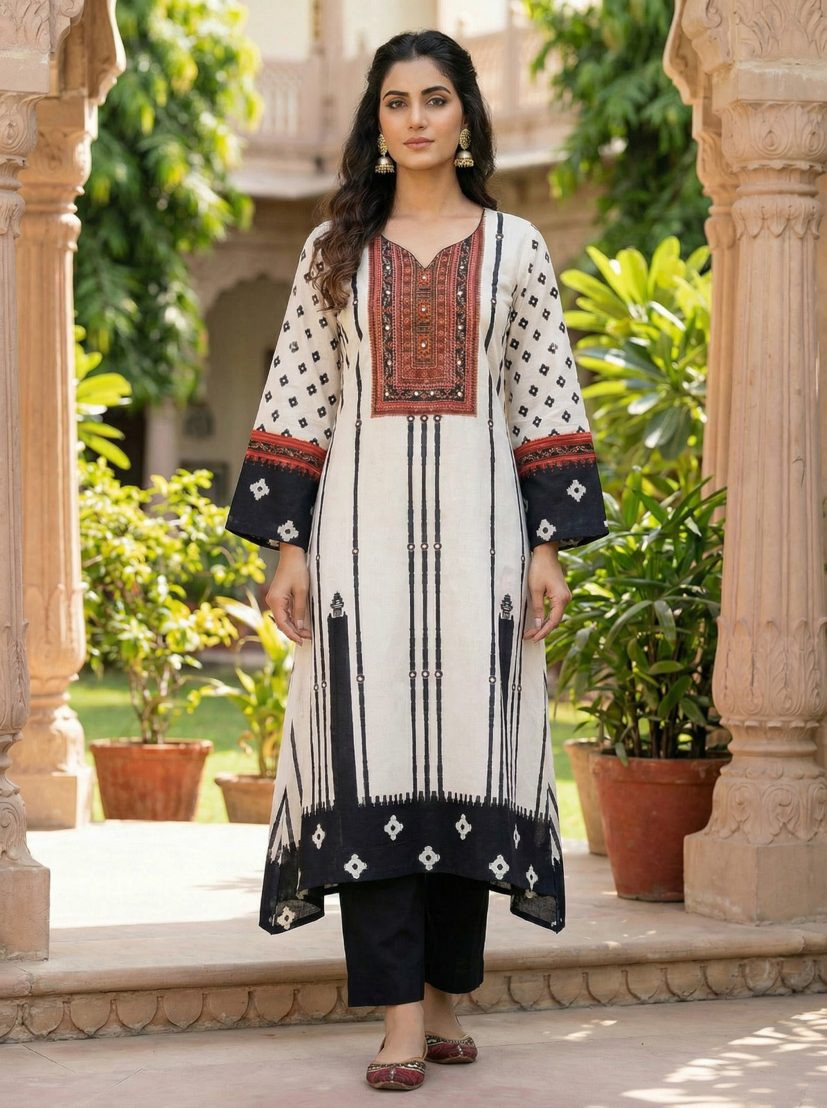 Ethnic Print Mirror Yoke Kurta Set